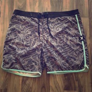 Hurley board shorts size 38